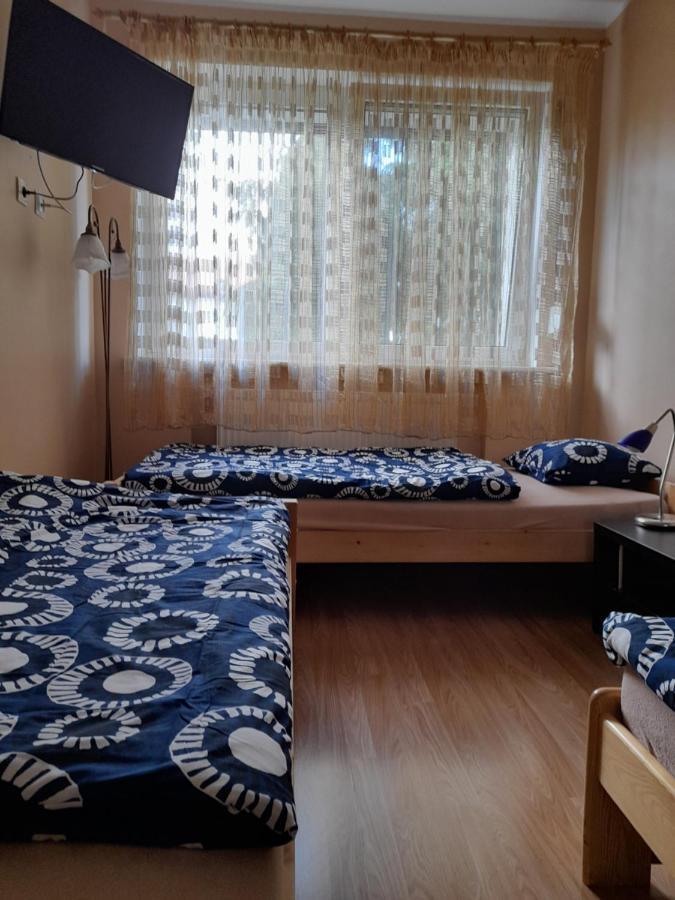 Taniespanie Rokietnica Rokietnica  Exteriér fotografie