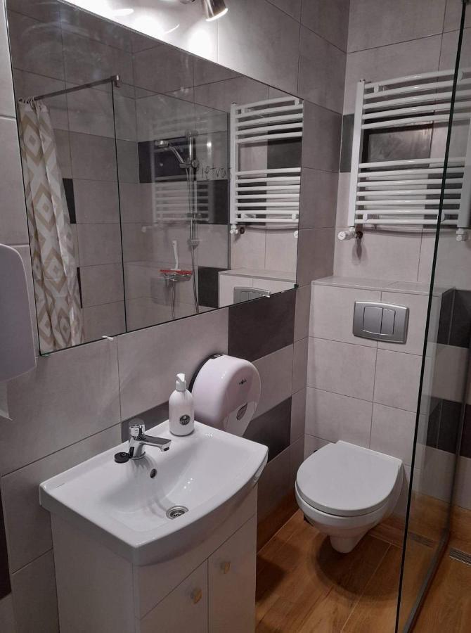 Taniespanie Rokietnica Rokietnica  Exteriér fotografie